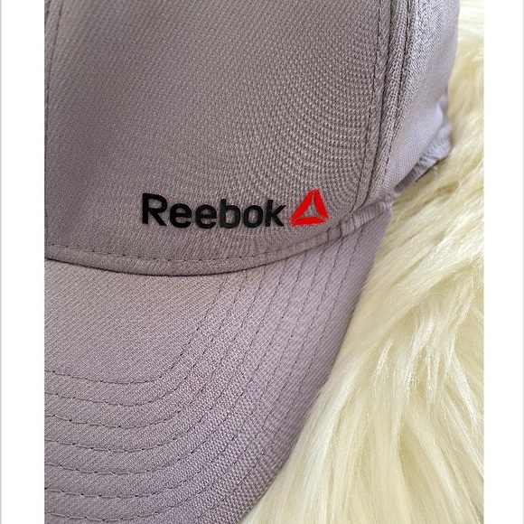 Reebok Gray Plain Hat w/ Logo - Picture 2 of 6
